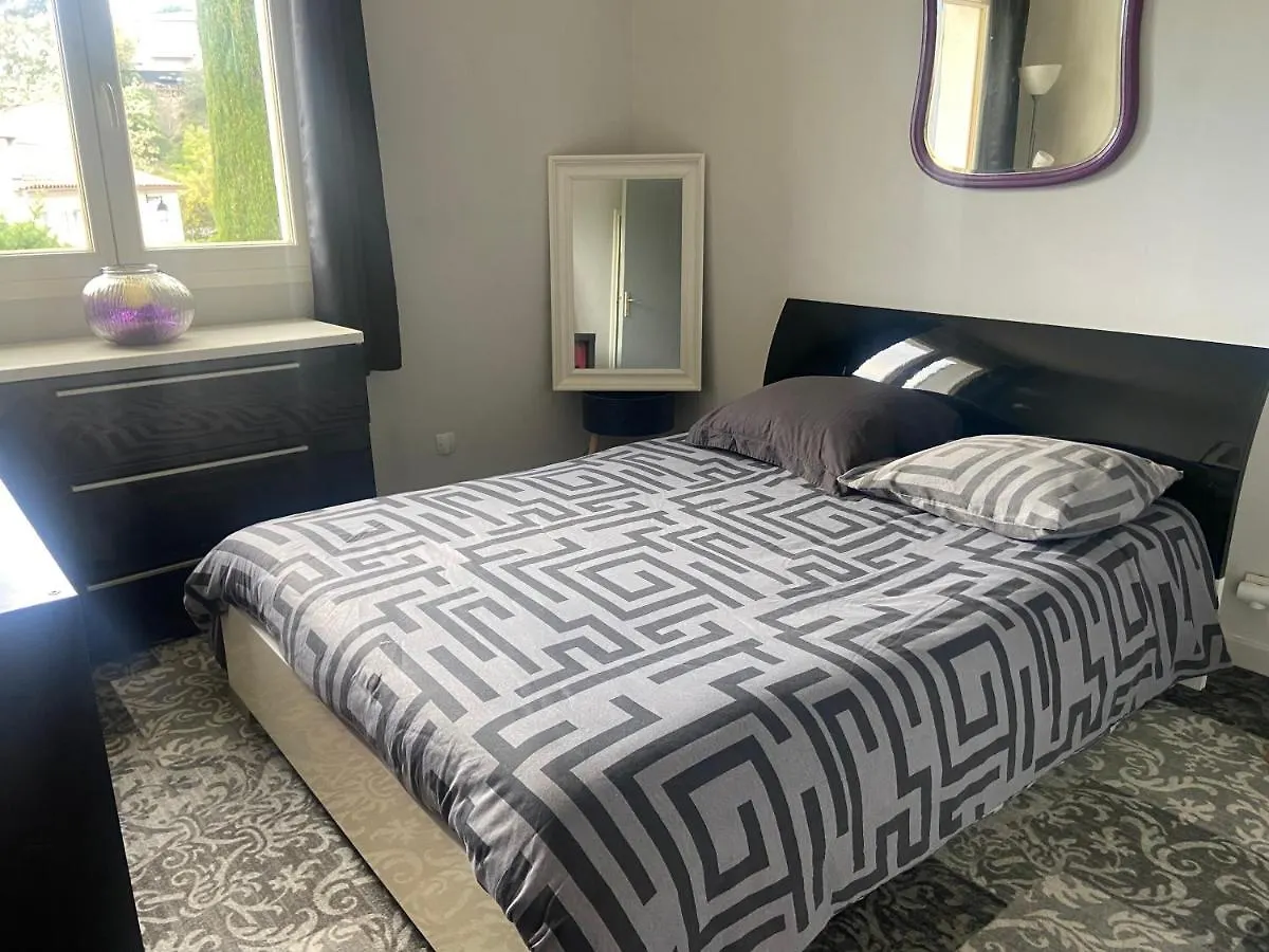 Holiday home Maison 6 Pers. A 5 Mn Du Lac Montauroux